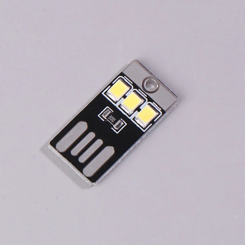【Camping Night Hiking Tent Lamp Light Outdoor Portable Energy Saving Flashlight Mini USB LED Keychain Night】
