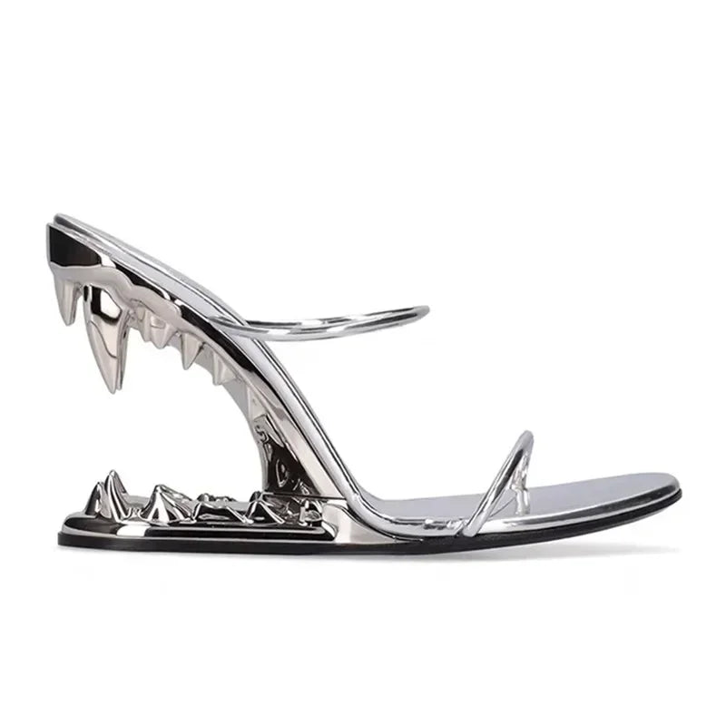 2026 Summer New Metal Tiger Teeth Single Shoes, High Heels, Fashion Show, Women's Wear, Size 44 Women's Sandals