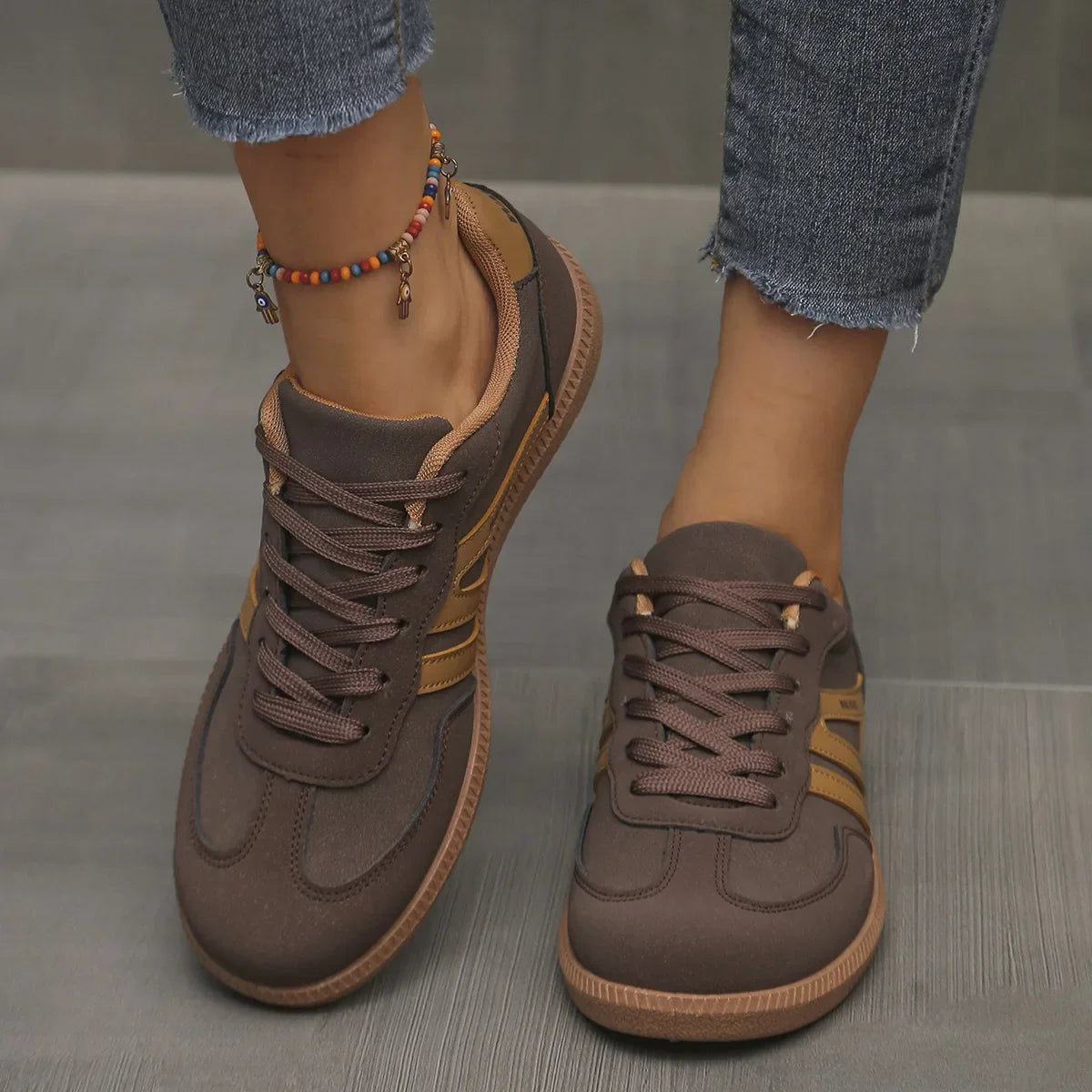 Plus-size 42 Training Shoes 2026 Summer Sports Shoes for Women Running Mesh Lace-up Sneakers Women Flat Zapatos De Mujer