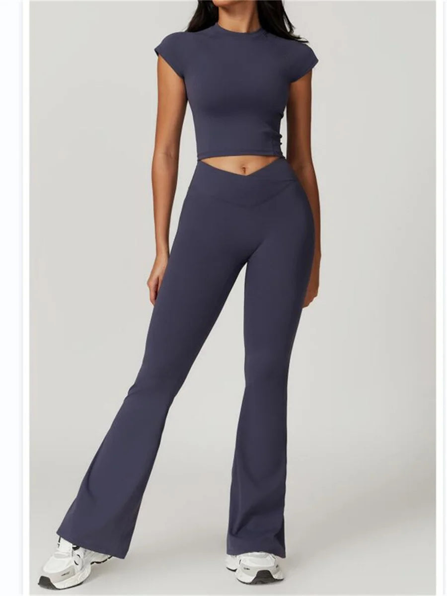 Stylish and Supportive Yoga Set for Women