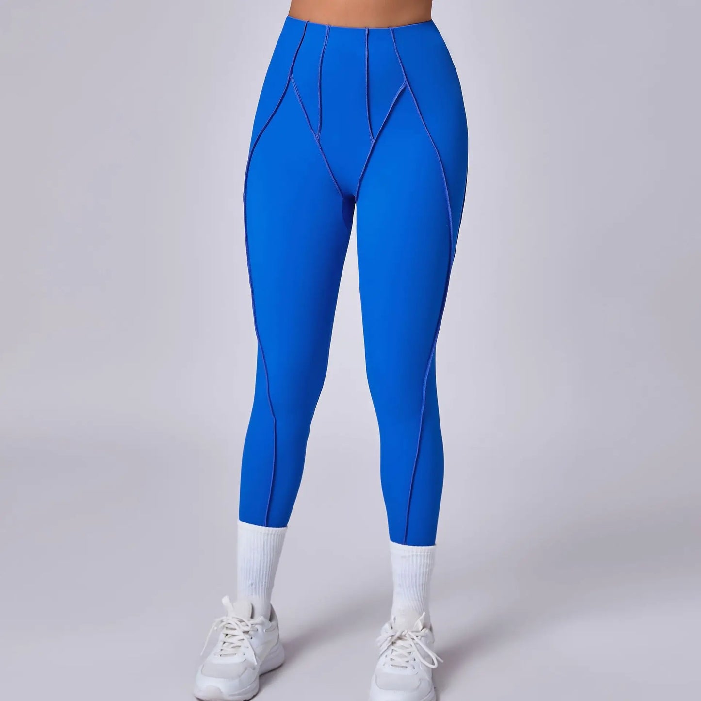 2-Piece Yoga Set – Open Back Sports Bra & High Waist Shorts
