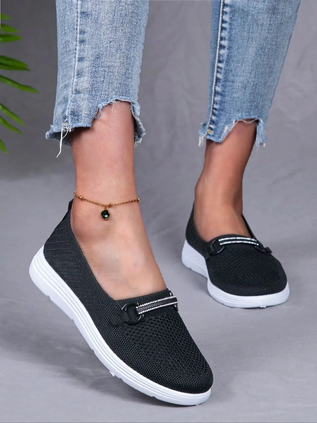 Spring new women's sports shoes, fashionable, breathable, lightweight, non-slip, wear-resistant, casual sports shoes, flat shoes
