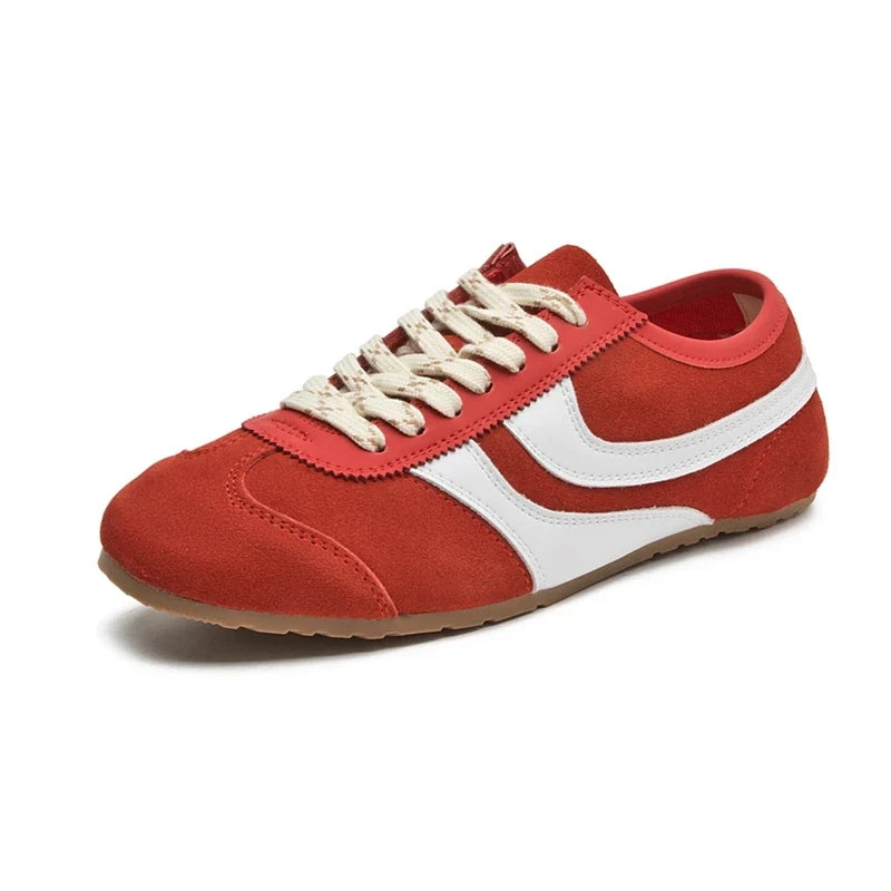 German Training Shoes Women 2026 New Genuine Leather Women Sneakers Flat Lace-up Retro Large Size Forrest Gump Shoes Women