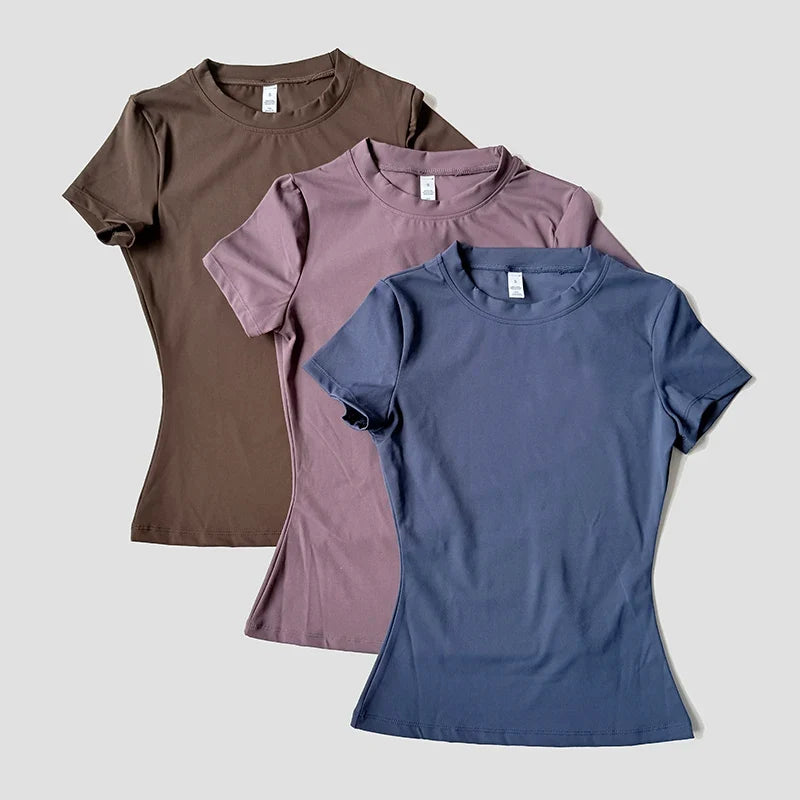 Seamless Moisture Wicking Yoga Shirt for Flexible Performance