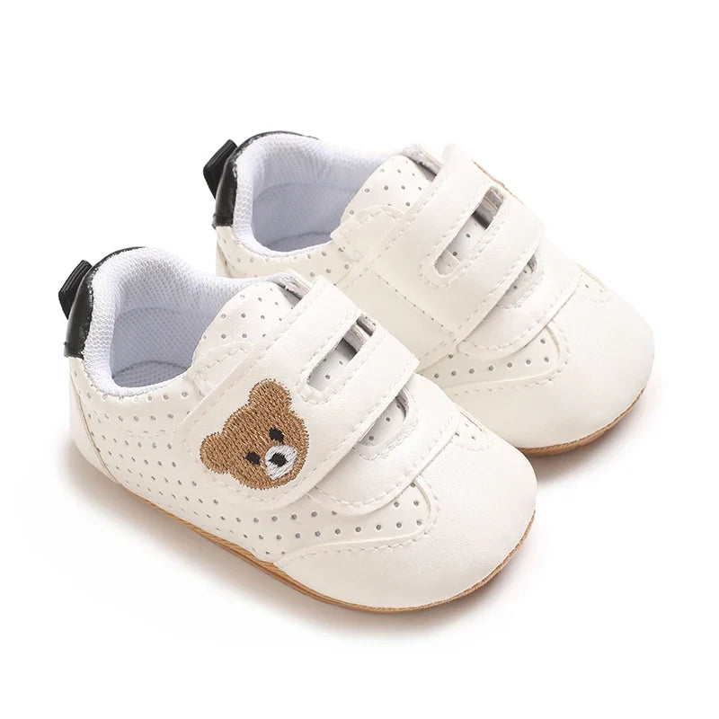 Boys and Girls Panda Sports Shoes in Spring and Autumn Seasons
