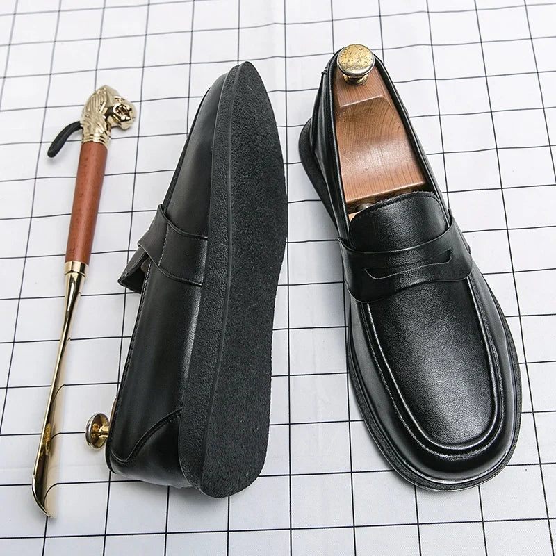 Elegant New Men's Loafers Soft Soles Comfortable Office Business Work Shoes Daily Commuting Men's Driving Shoes Anti Slip
