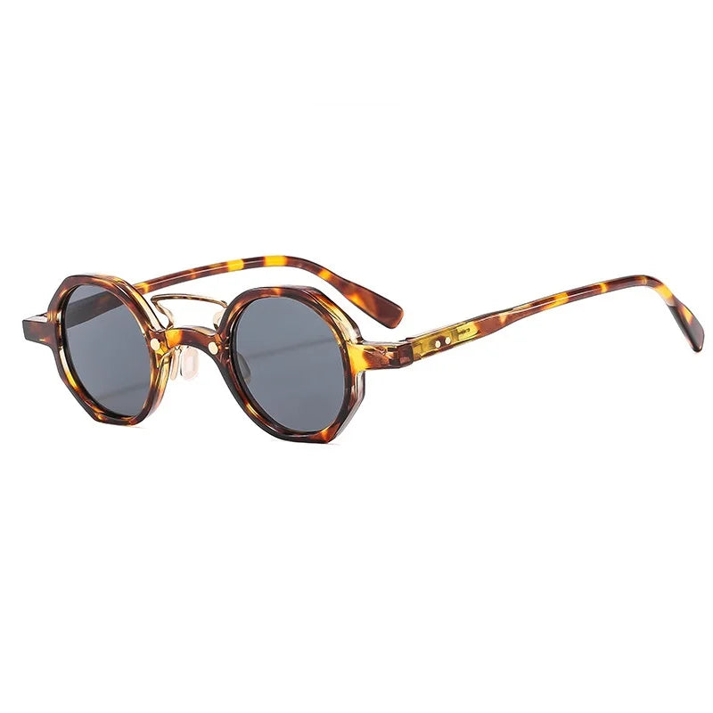 Vintage Small Round Women Sunglasses Fashion Clear Ocean Lens Shades UV400 Men Rivets Sun Glasses Oculus
