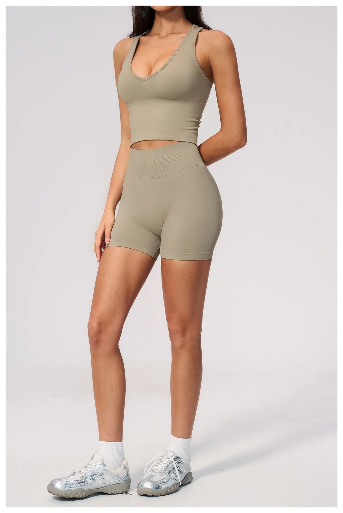 Seamless Yoga Sets Women Breathable V Neck Shockproof Sports Vest Fitness Suit Outwear High Waist Shorts Training Fitness Suit