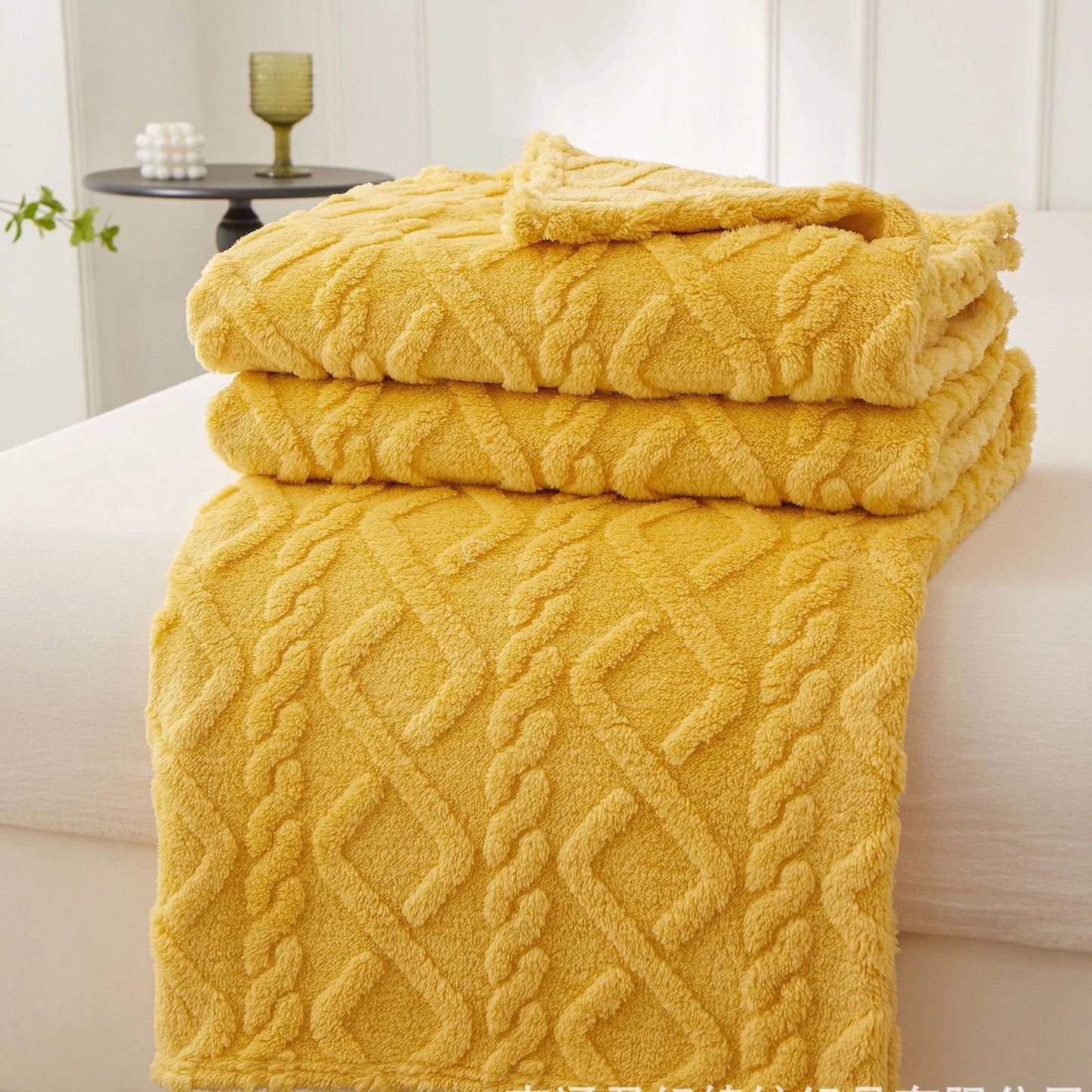 New Winter Coral Fleece Blankets Home Cozy Office Sofa Blanket Warm Nap Throw Blanket Travel Textile Fleece Thick Warm Blankets