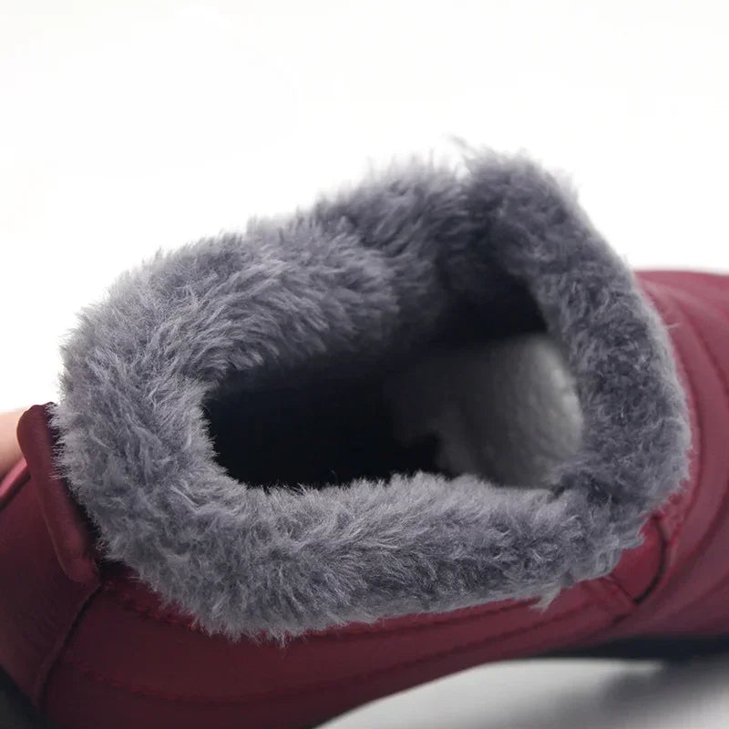 Conquer Winter Men's Snow Boots