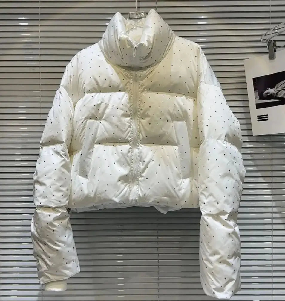 2026 New Winter Clothing Parkas Women's Outwear Short Coats Korean Rhinestone Coat Ladies Thickened Warm Cotton Puffer Jackets