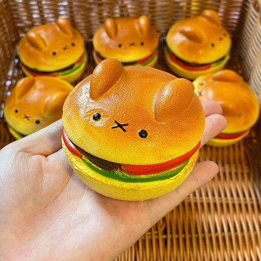 Juguete blando de oso hamburguesa