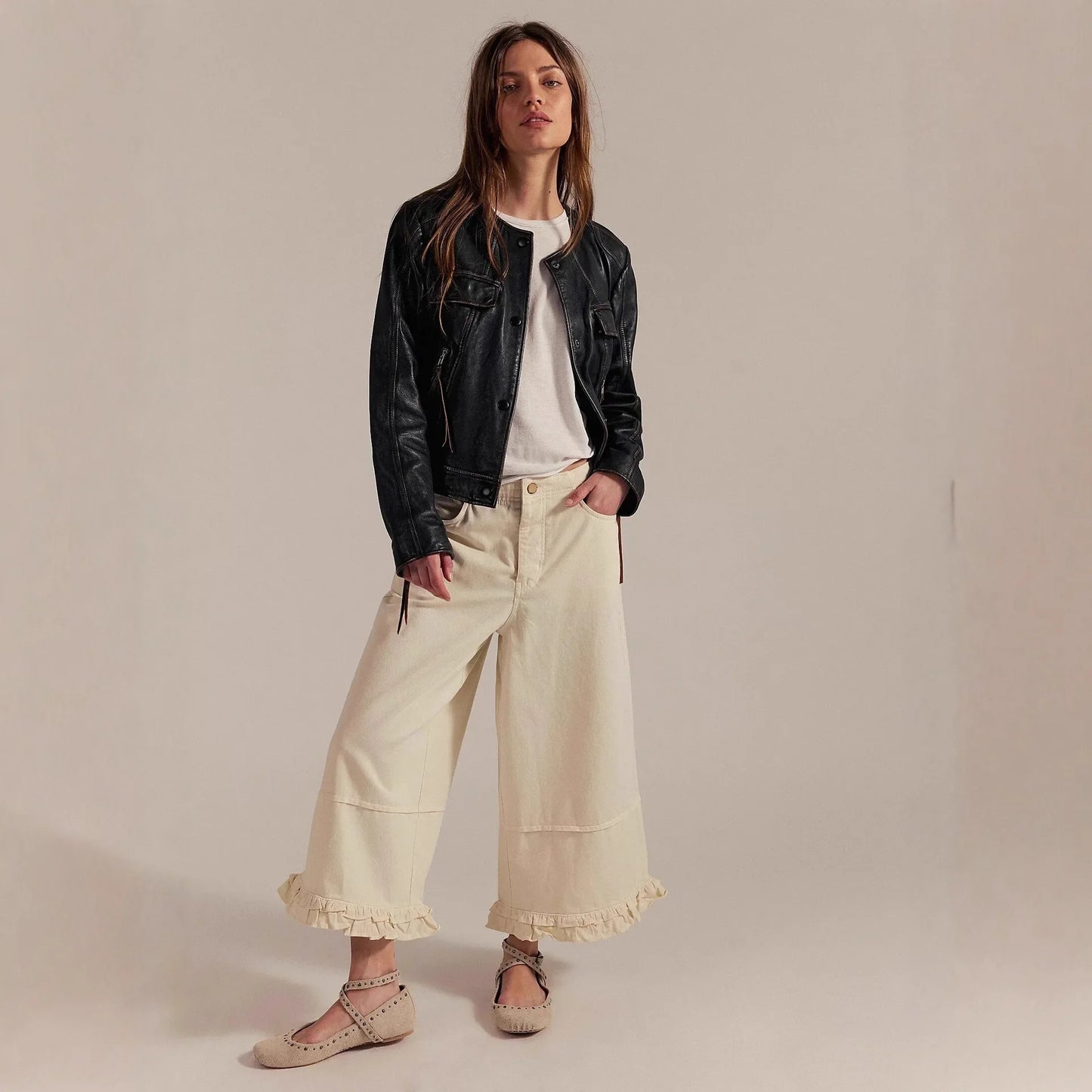 Women Baggy Wide Leg Denim Cropped Pants Vintage Y2k Pleated Ruffle Hem Elastic Low Rise Loose Fit Jeans with Pockets