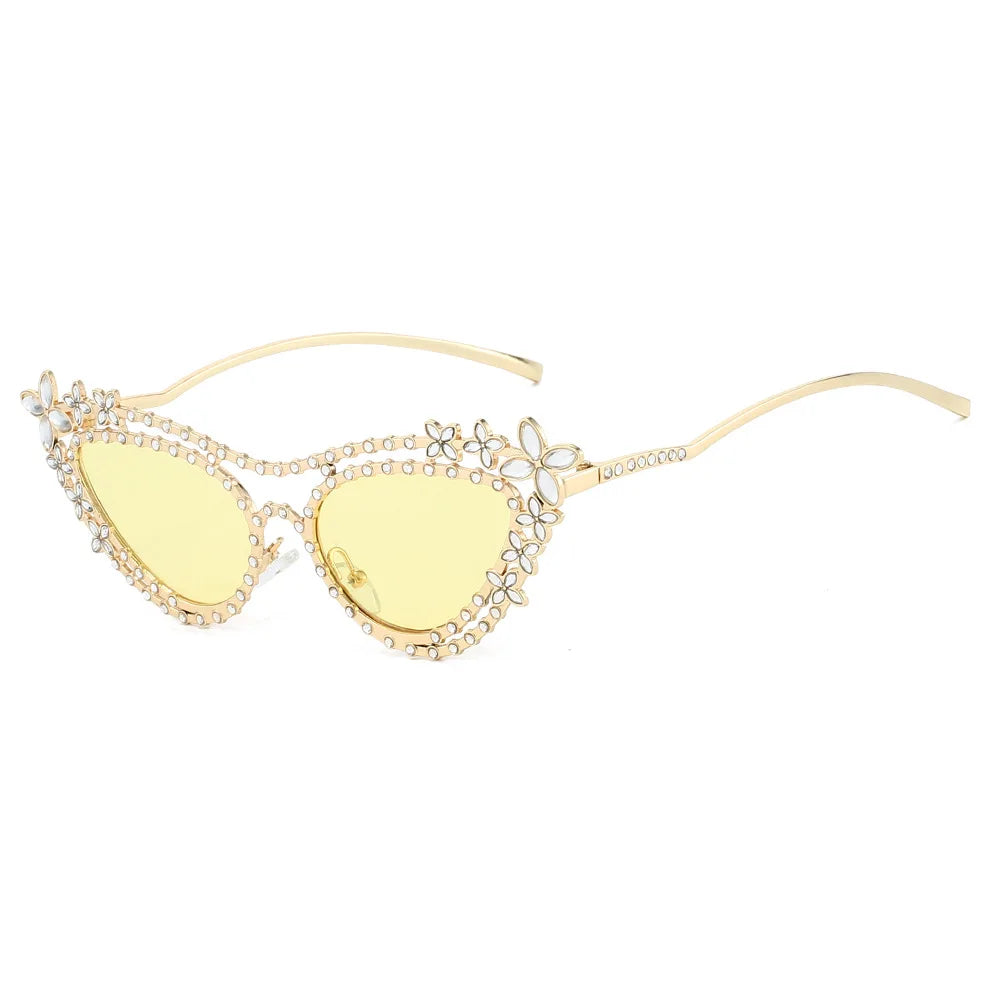 Ins New Luxury Double Beam Cat Eye Women Sunglasses Y2K Personality Flower Diamond Design Trend Men Casual Gafas De Sol UV400