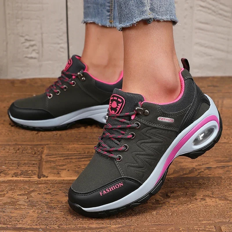 Fashionable Women's Black Genuine Leather Sports Shoes  Breathable and Comfortable Sports Shoes Suitable for Daily Use Exercise