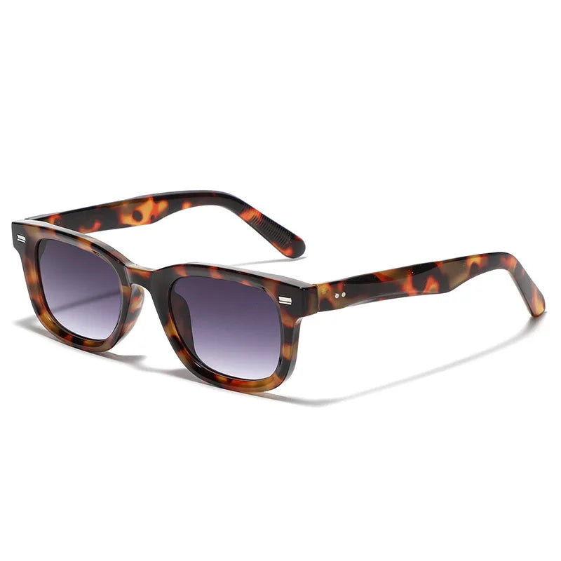 Retro Small Square Sunglasses Women Men Rivets Orange Shades Fashion Eyewear Luxury Sun Glasses UV400 Brand Oculus Female Gafas