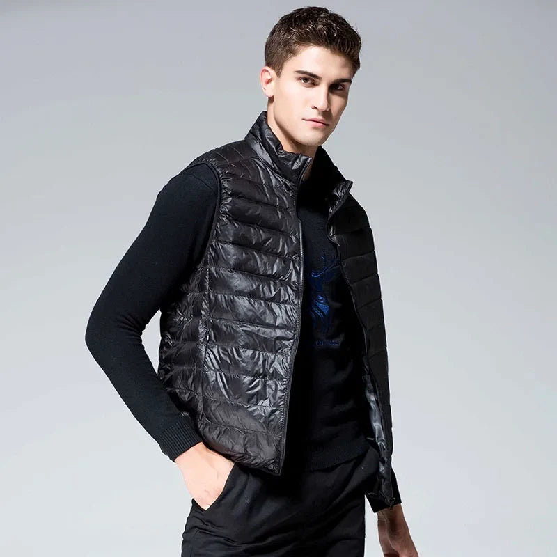 UETEEY 2026 Winter Sleeveless Puffer Vest Jacket Men Packable White Duck Down Waistcoat Lightweight Waterproof Casual Man Coat