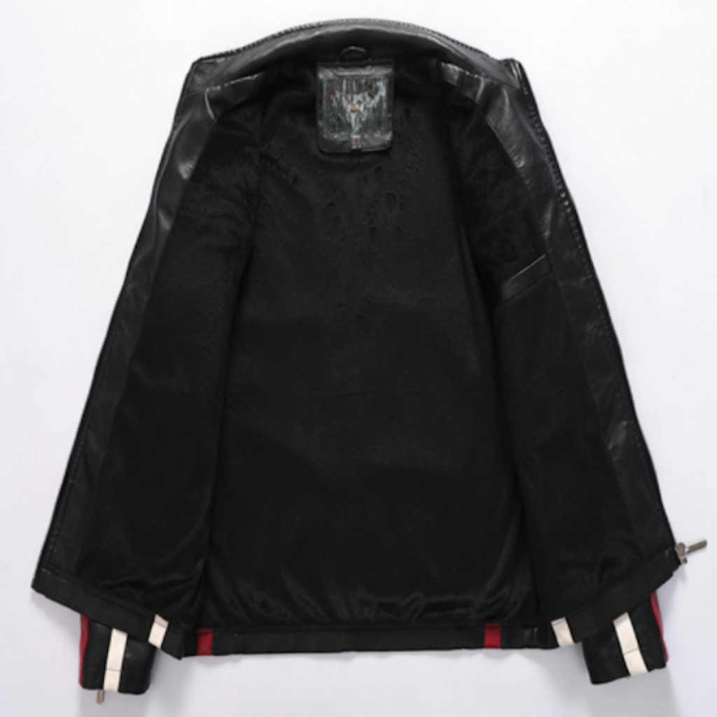 Chaqueta de cuero vegano para motociclista con insignias para hombre