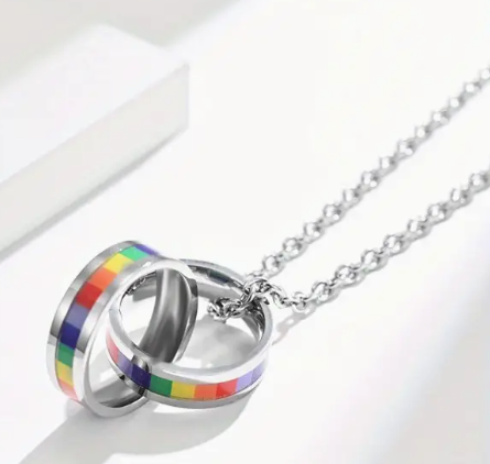 Collar de Orgullo LGBTQ de Doble Anillo Arcoíris de Acero Inoxidable