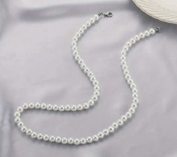 Collar unisex de perlas de imitación – Blanco clásico, 56 cm, una declaración de moda