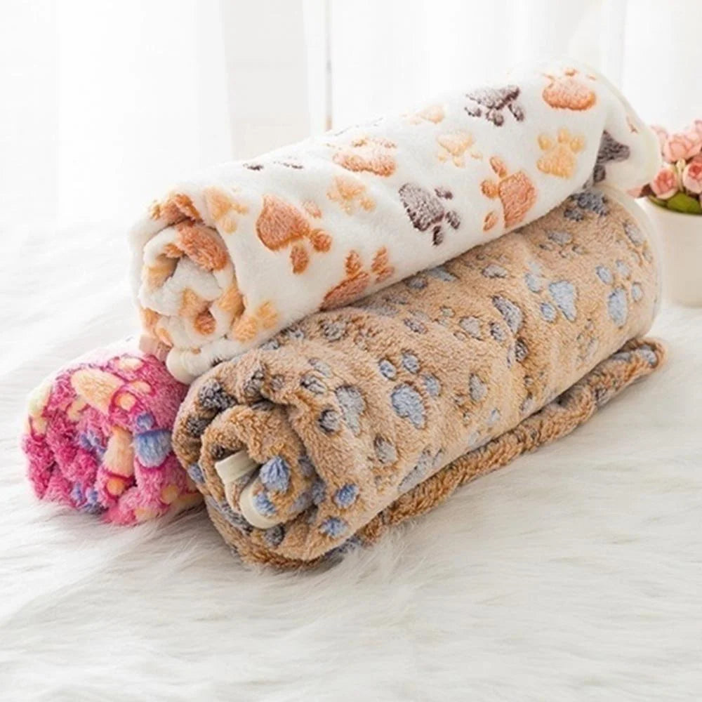 Soft Fluffy Pet Blanket – Cute Cartoon Pattern