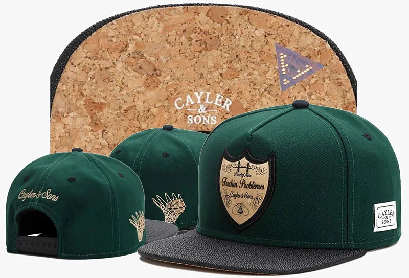 Gorra Ajustable de Béisbol con Visera Plana – Diseño Mano Calavera