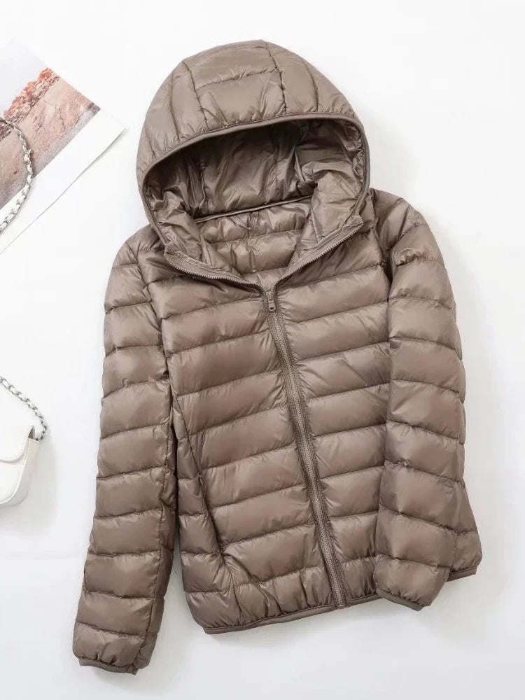 NewBang Brand Women's Down Jackets 90% Ultra Light Duck Down Women Lightweight Coat Hooded Female Windbreaker Parka Plus Coats