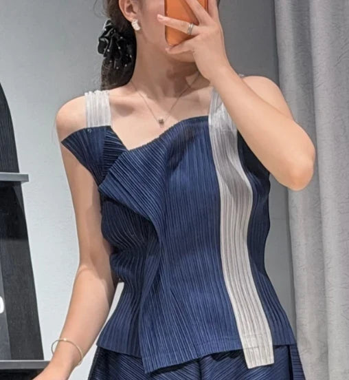 Miyake Pleated T-Shirt New Sleeveless Color-Block Camisole Women's Lightweight Draped Top with Matching Shorts and Capri Pants