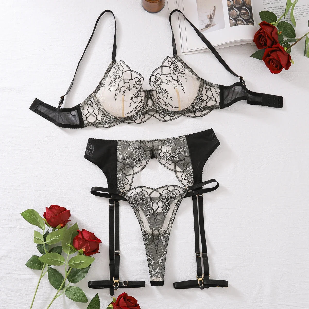 MUZISKAT 2024 Sexy Lace Underwear Women's Three Piece Bra And Underwear Set Embroidered Underwear Women's Underwear Sexy Set