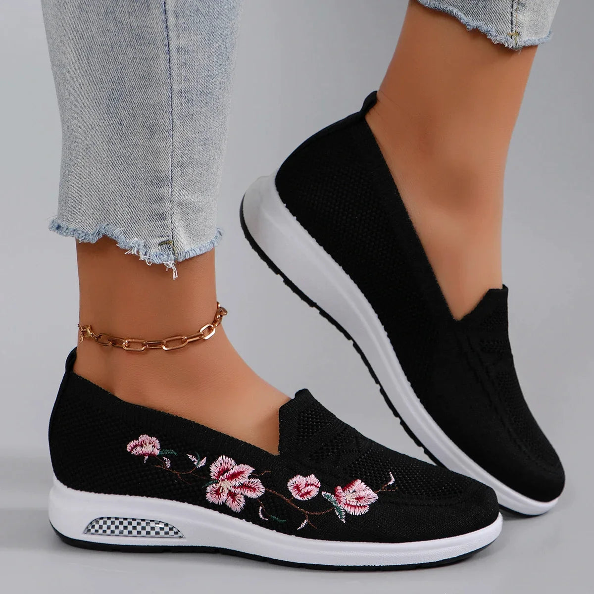 Spring new women's sports shoes, fashionable, breathable, lightweight, non-slip, wear-resistant, casual sports shoes, flat shoes