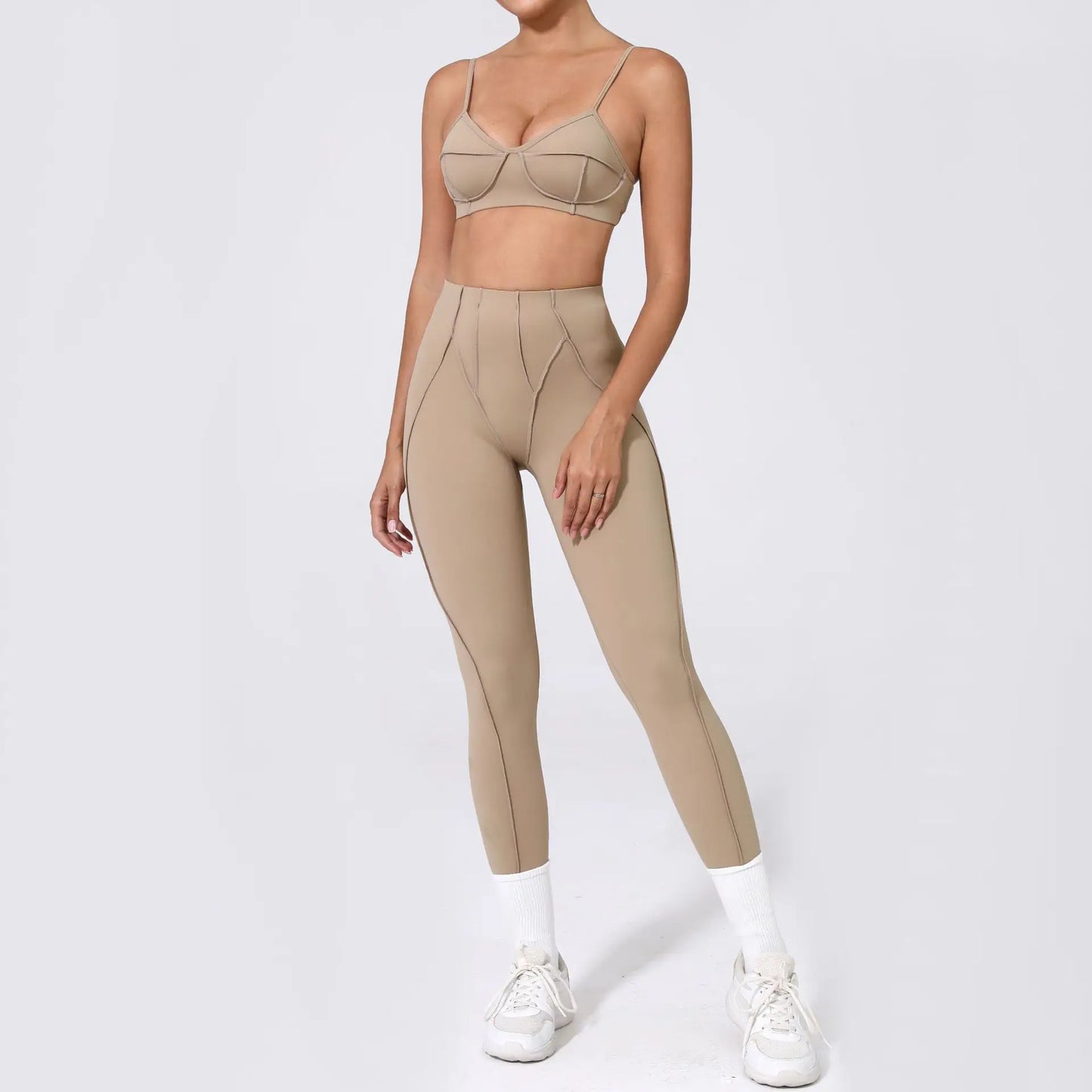 2-Piece Yoga Set – Open Back Sports Bra & High Waist Shorts