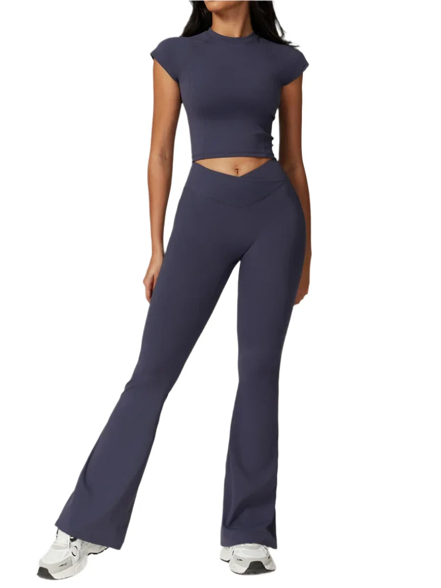 Stylish and Supportive Yoga Set for Women