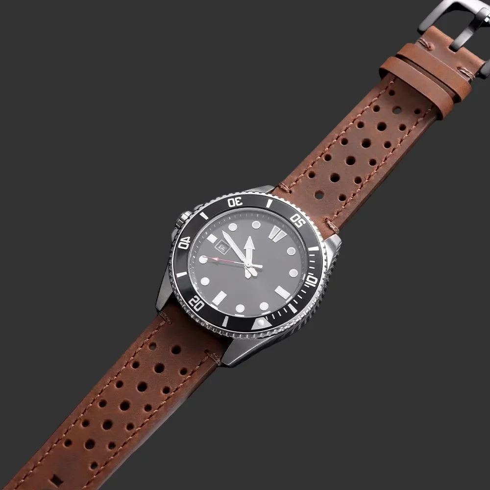 Garmin 18/20/22mm Quick Release Perforated Leather Rally Band