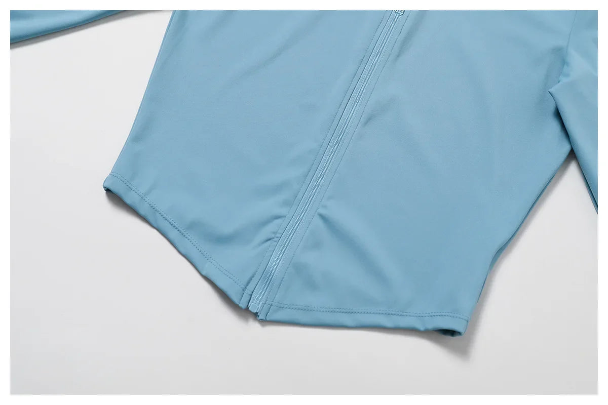 Chaqueta de mujer con cremallera completa y estilo deportivo