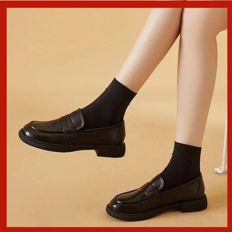 Women's Soft Sole Loafers - Comfortable Slip-On Flats, Suitable for Commuting and Casual Wear, Minimalist Design, Mother's Shoes