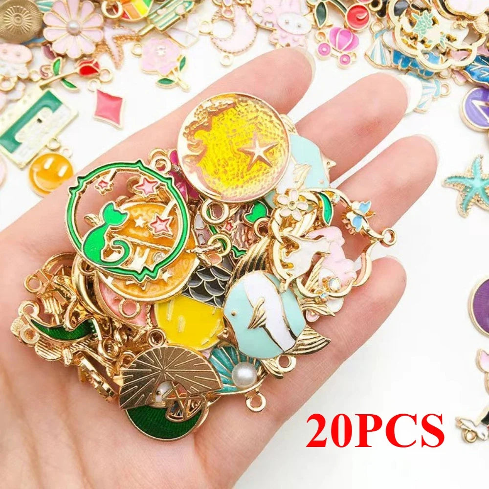 20/30/50/100pcs Mixed Style Gold-Plated Pendants, Drip Oil Alloy Pendants, Jewelry Accessories, Used for DIY Jewelry Making