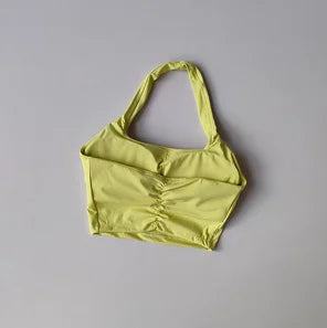 Dicha sin espalda: Sujetador deportivo sexy y crop top de yoga