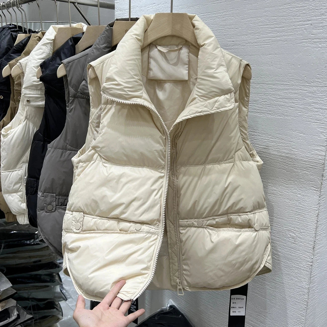 Women Autumn Winter Down Cotton Vest Jacket 2025 New Women Loose Stand Collar Vest Coat Women Short Vest Jacket Cotton Waistcoat