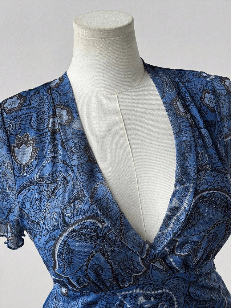 New Plus Size Paisley Print Deep V-Neck Slim Waist Short Flutter Sleeves Top Blue-Black Retro Y2K Clothes Big Size Women T-Shirt