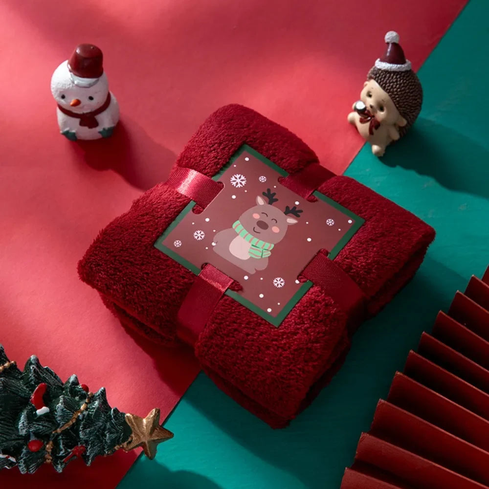 Coral Velvet Christmas Towel Reusable Absorb Water Face Towel Xmas Holiday Decorative Wash Cloth Christmas Gift Party Gift