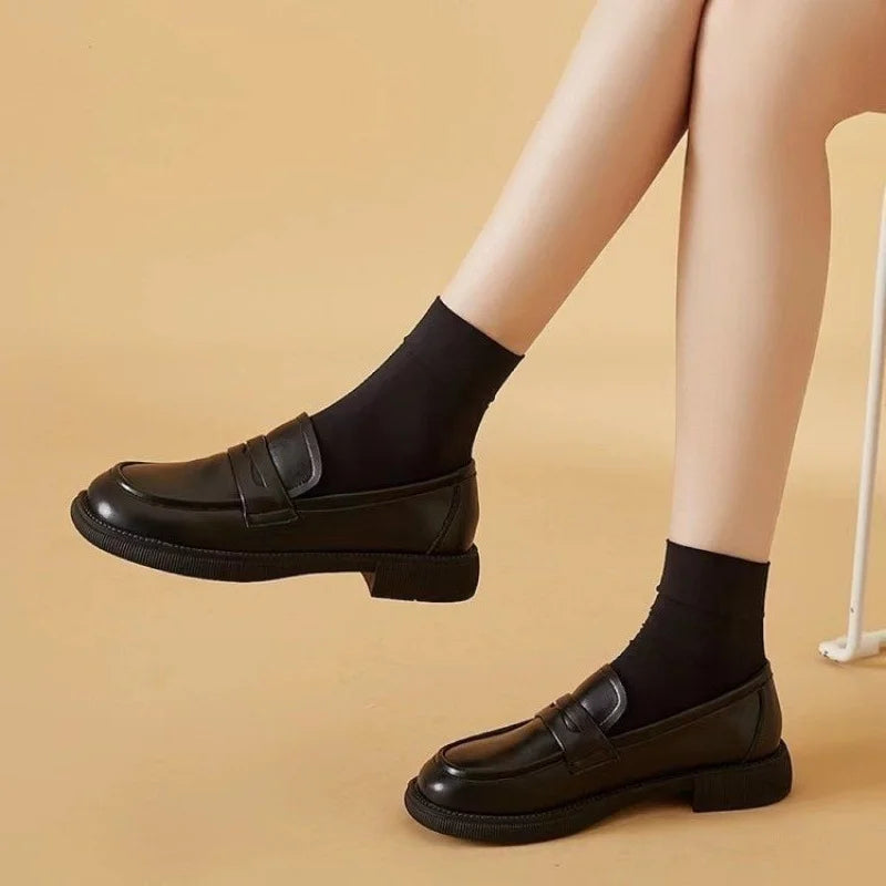 Women's Soft Sole Loafers - Comfortable Slip-On Flats, Suitable for Commuting and Casual Wear, Minimalist Design, Mother's Shoes