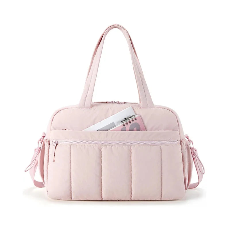 Durable Travel Duffel: Waterproof, Perfect for Weekends