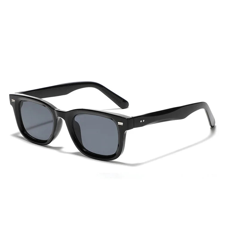 Retro Small Square Sunglasses Women Men Rivets Orange Shades Fashion Eyewear Luxury Sun Glasses UV400 Brand Oculus Female Gafas