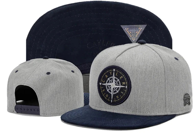 Gorra Ajustable de Béisbol con Visera Plana – Diseño Mano Calavera