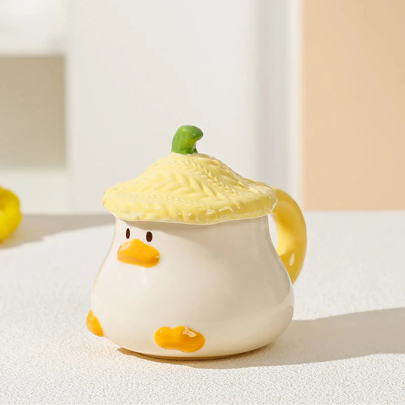 Taza de pato kawaii con tapa