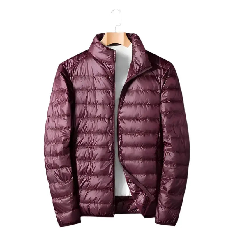 Ultra light Emphasizes the jacket's lightweight design