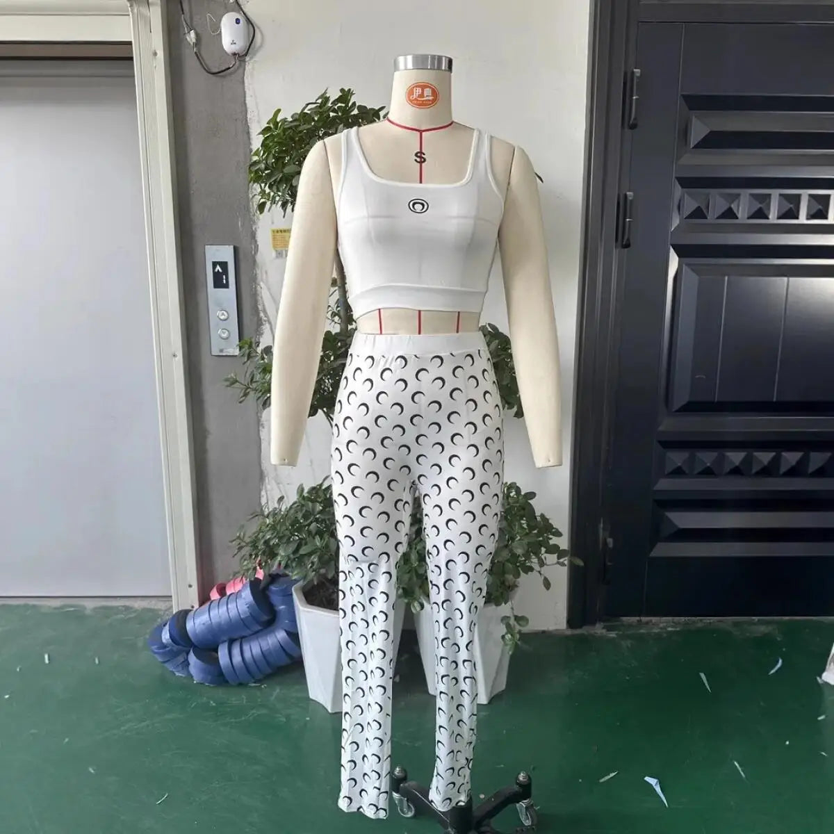 Y2K Fashion Women Two Piece Set Sexy Slim Fit Vest and Pants High Street Retro Crescent Print Matching Set
