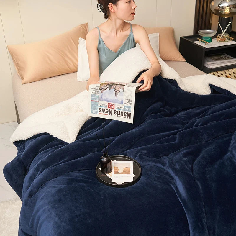 Flannel Sherpa Reversible Blanket, One Side Soft Flannel Other Side Cozy Sherpa Fleece, Lightweight Warm Throw for Sofa Travel