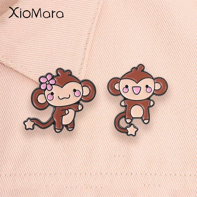 Cute Monkey Enamel Pins Cartoon Star Tail Ape Floral Kawaii Animal Brooches Lapel Backpack Badge Fashion Jewelry Gift for Friend