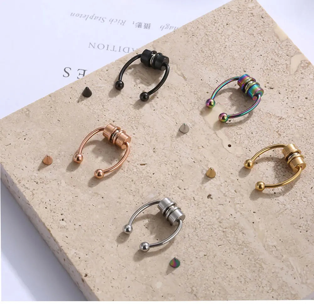 1/4pcs Women Fake Piercing Nose Ring Hoop Septum Piercing Nose Clip